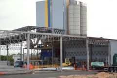 Silos, Moegas, Sistema de despoeiramento, Transportadores e Estruturas Metálicas